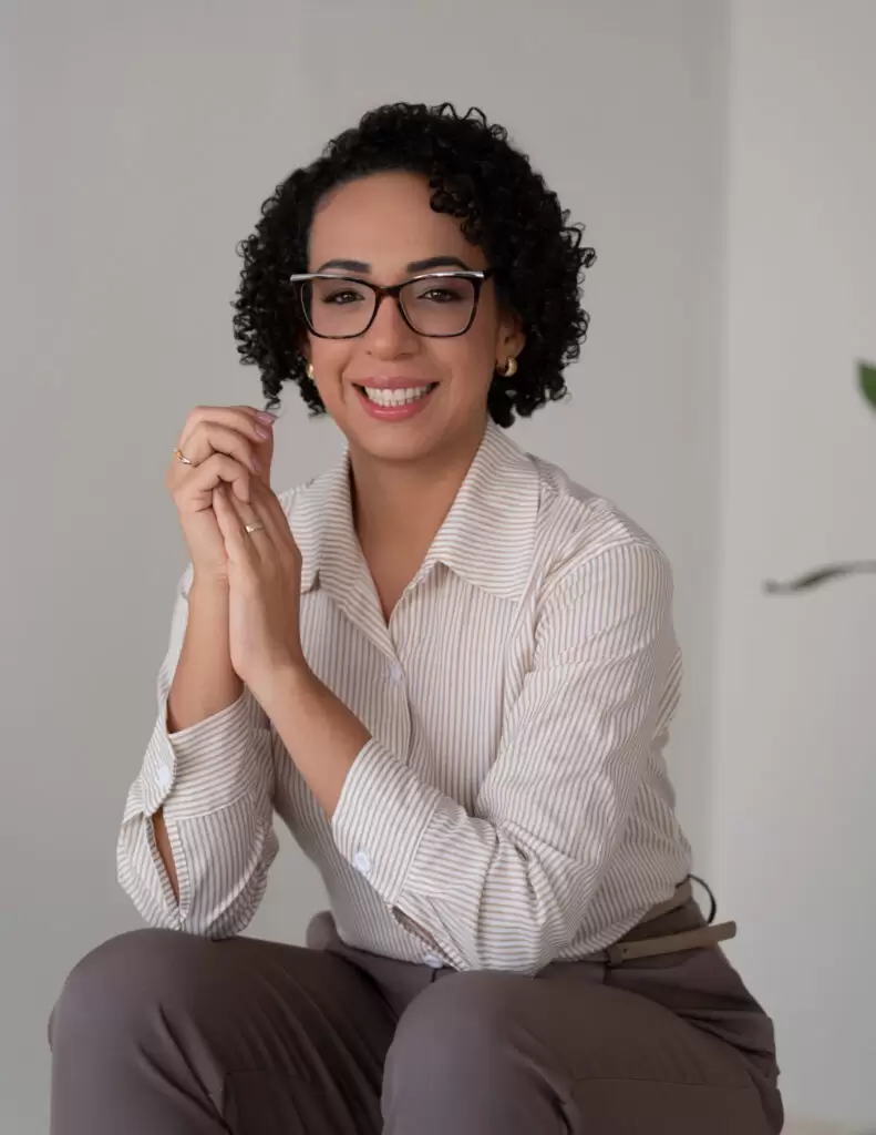 Dra. Sabrina Gois Santos, pediatra e homeopata com abordagem Integrativa e suplementação